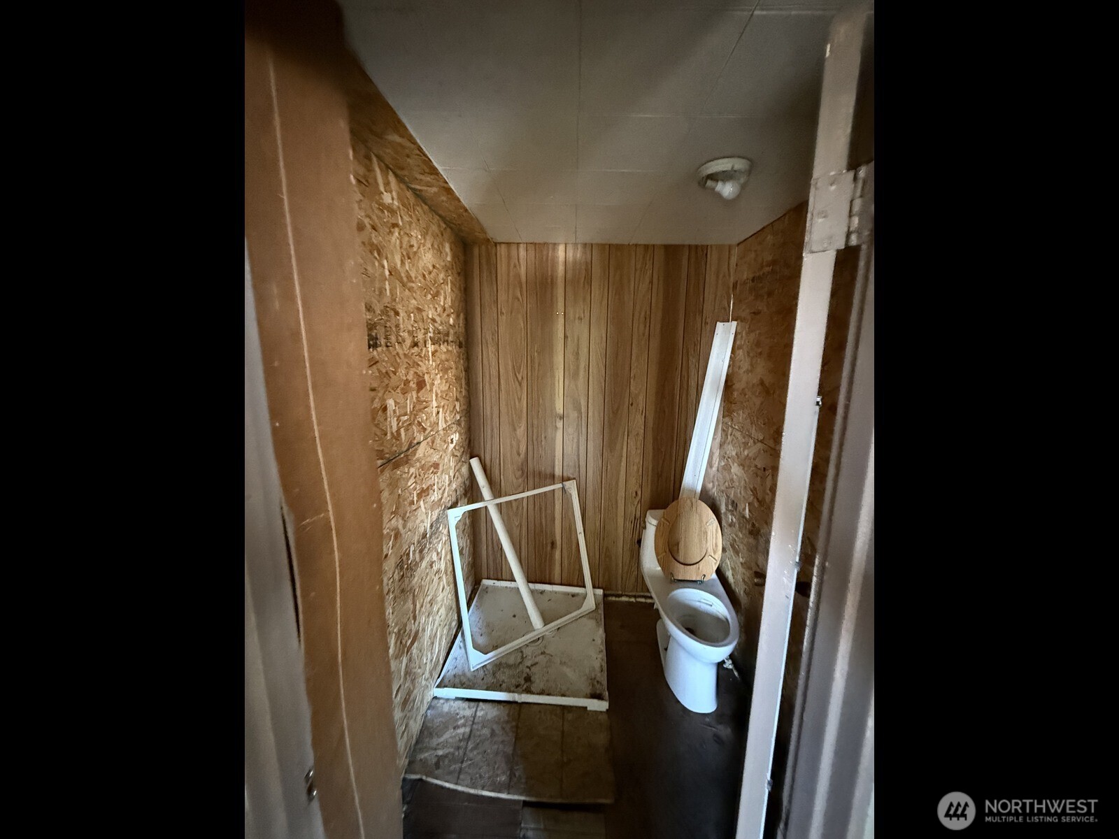 120 Electric Blvd Property Photo 9