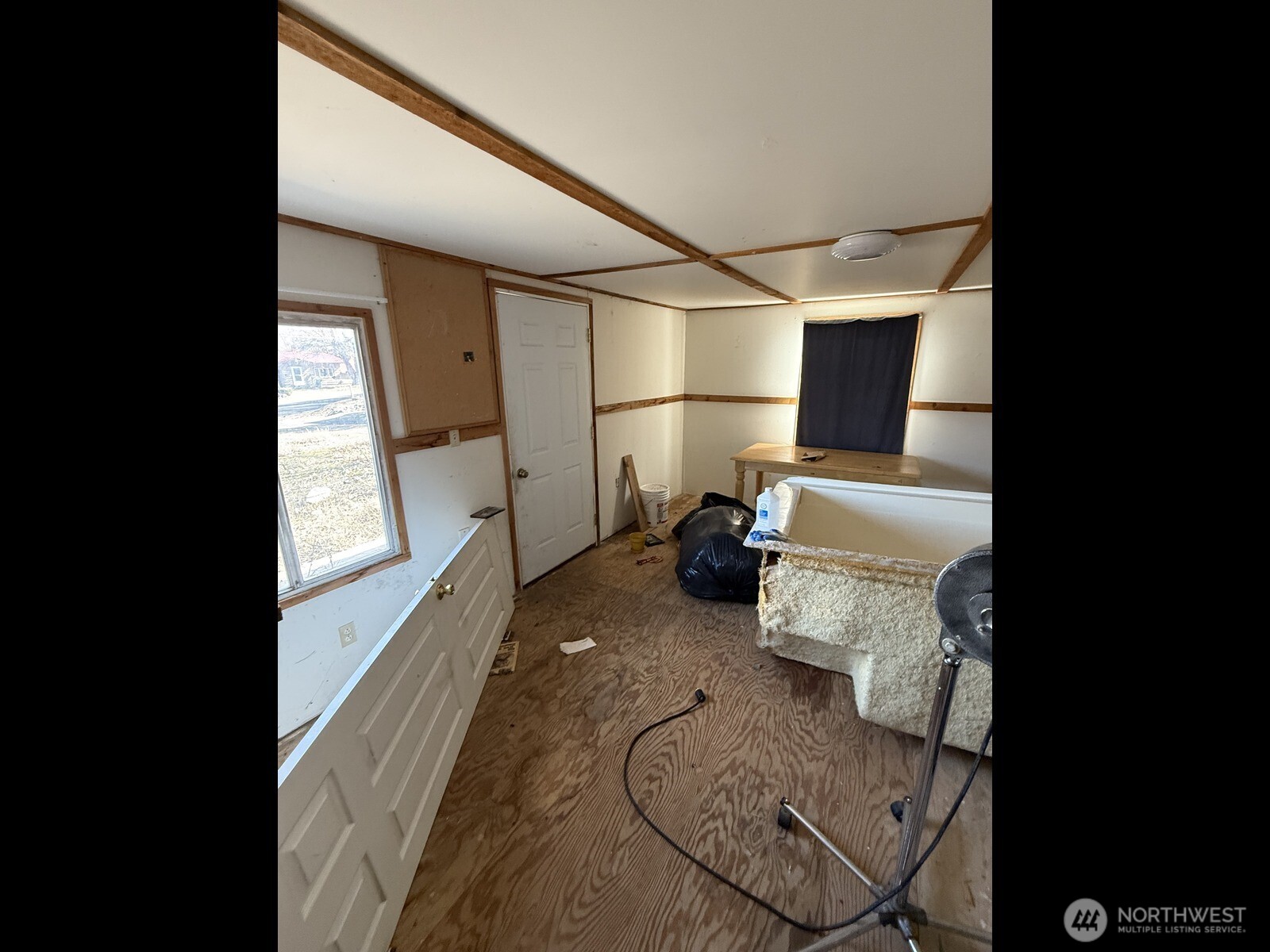 120 Electric Blvd Property Photo 16