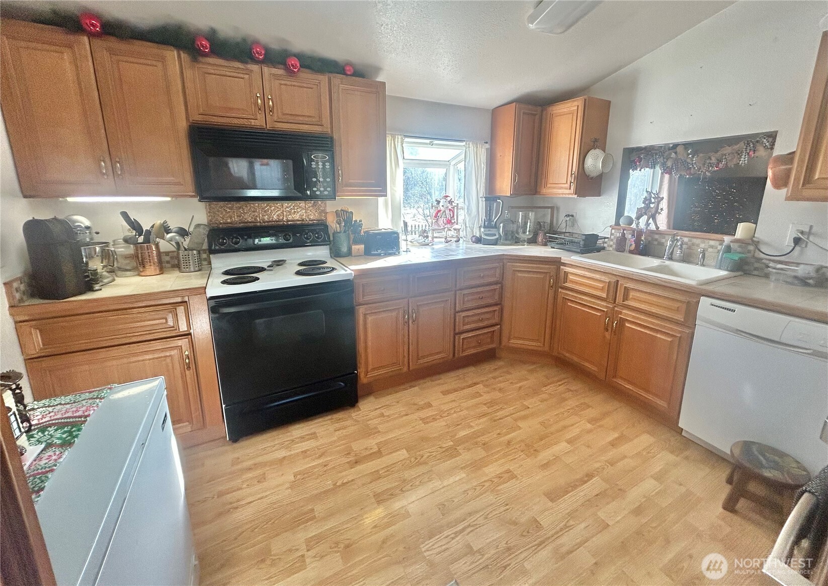 5 Wiley Road Property Photo 13