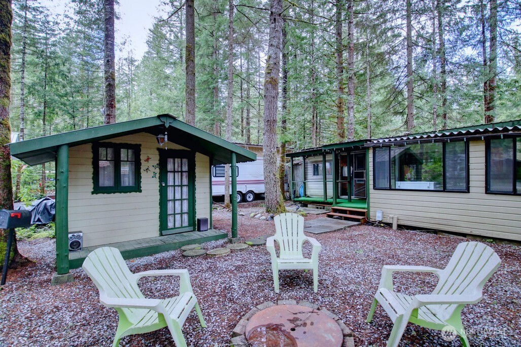 23 4 Drial Loop Property Photo