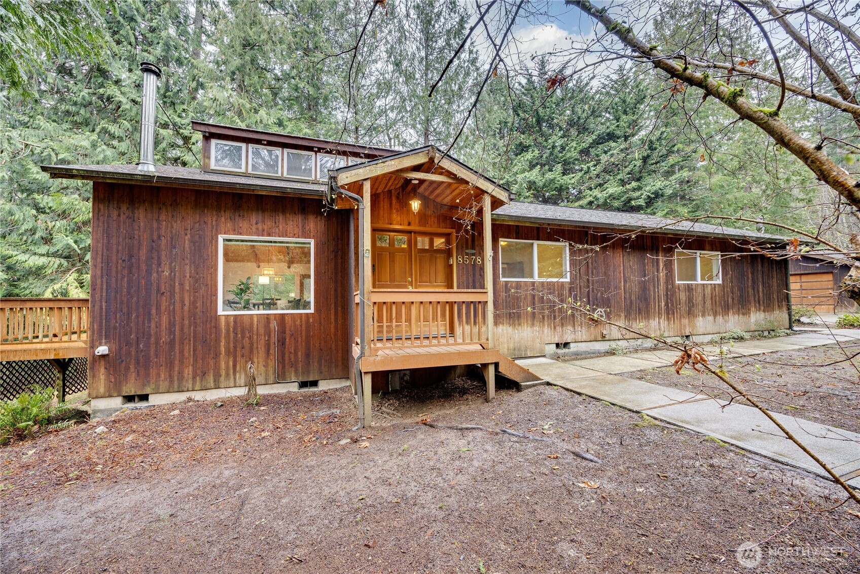 8578 Misery Point Road Property Photo