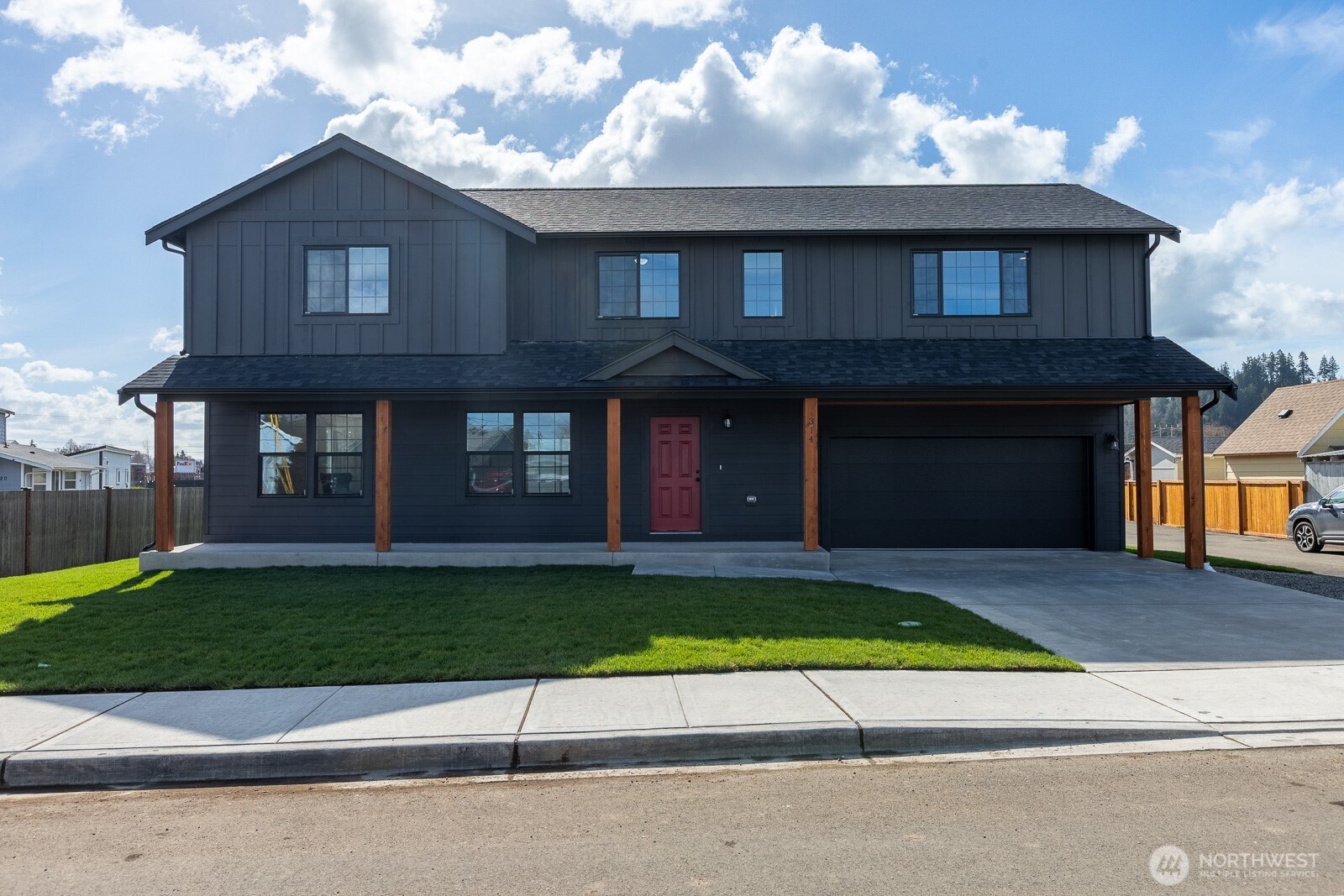Algona Real Estate Listings Main Image