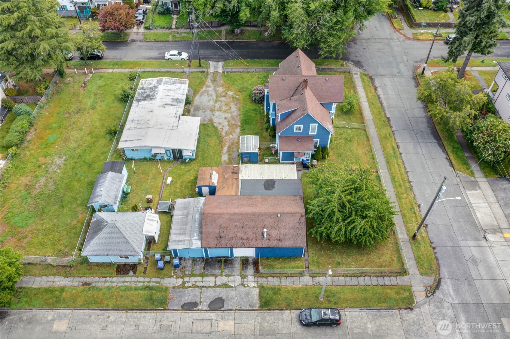 638 646 S Steele Street Property Photo 4