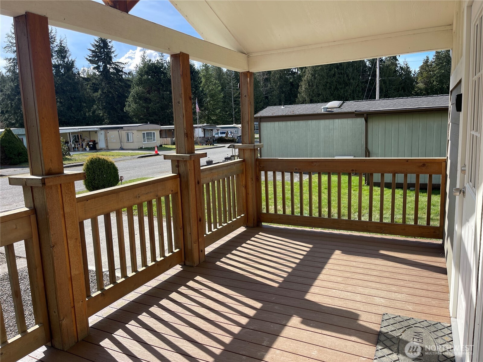 6062 Hwy 20 35 Property Photo 2