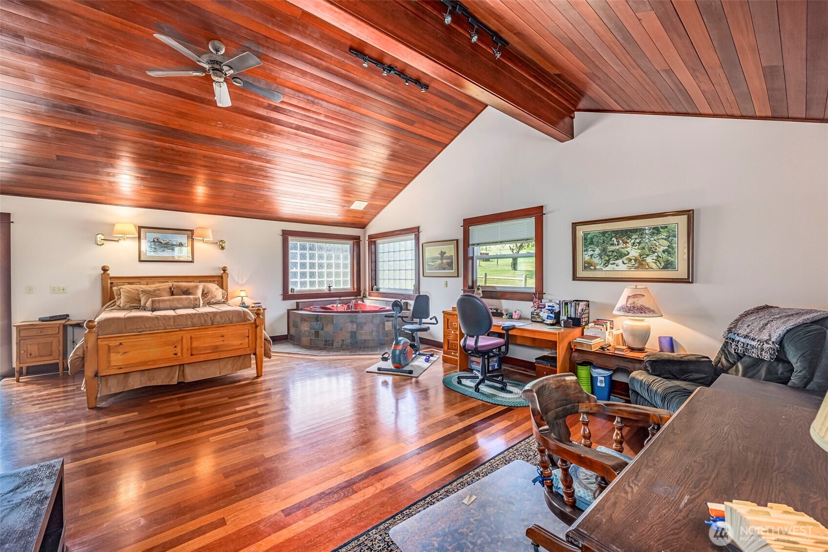 5500 Weaver Road Property Photo 15