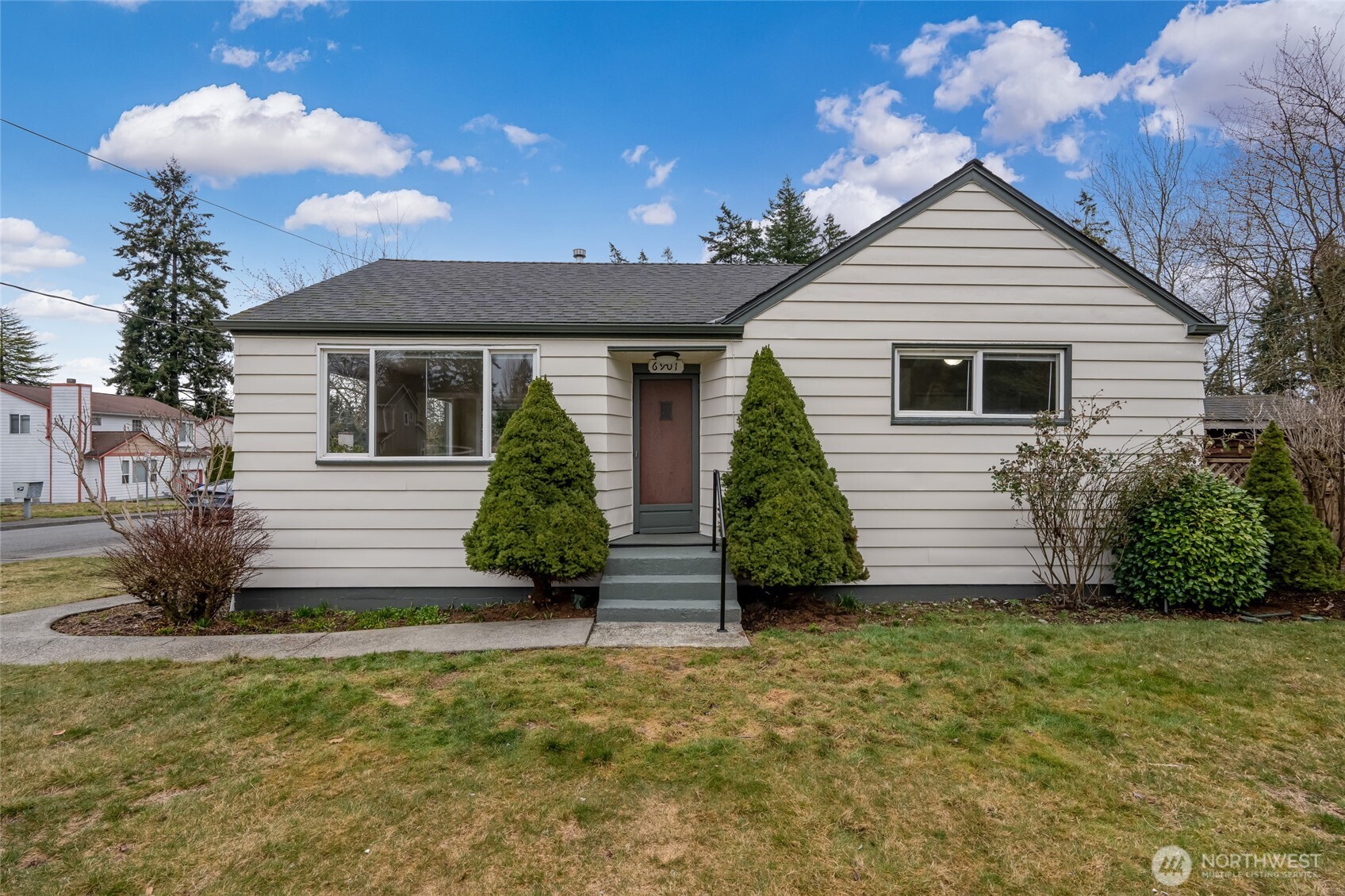6901 Lower Ridge Road Property Photo