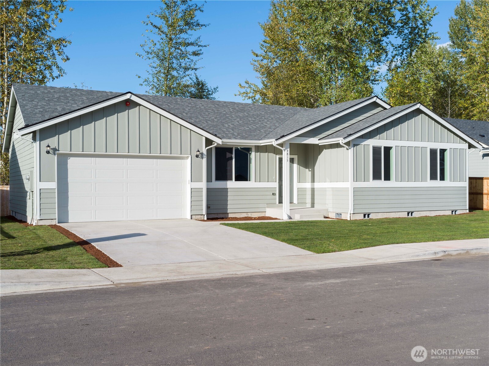 9924 201st St (lot-1) Court Property Photo