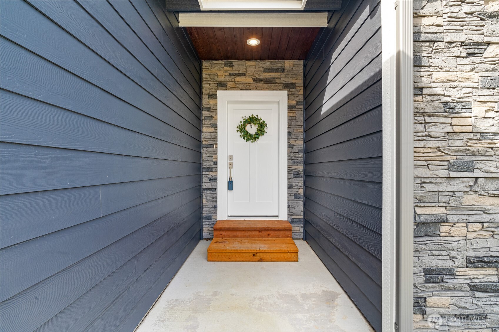 3155 Sanderling Drive Property Photo 3