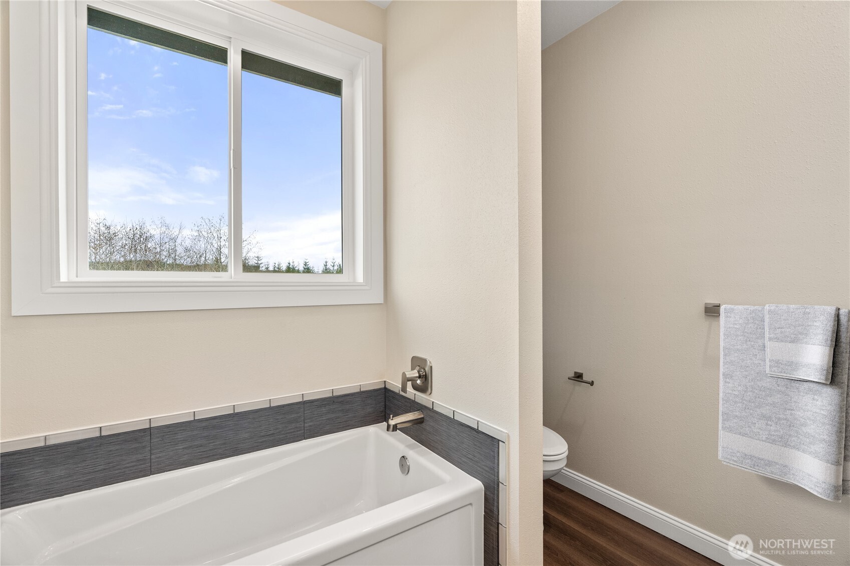 3155 Sanderling Drive Property Photo 19
