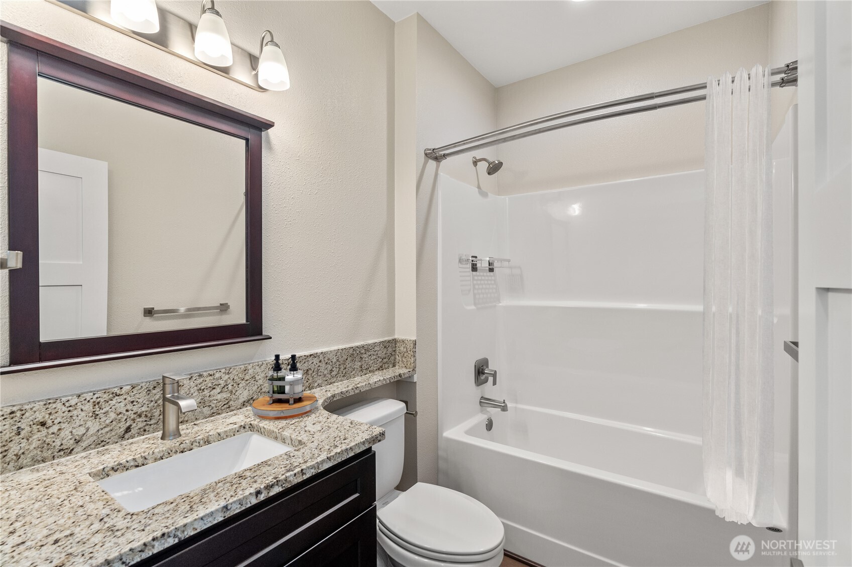 3155 Sanderling Drive Property Photo 25