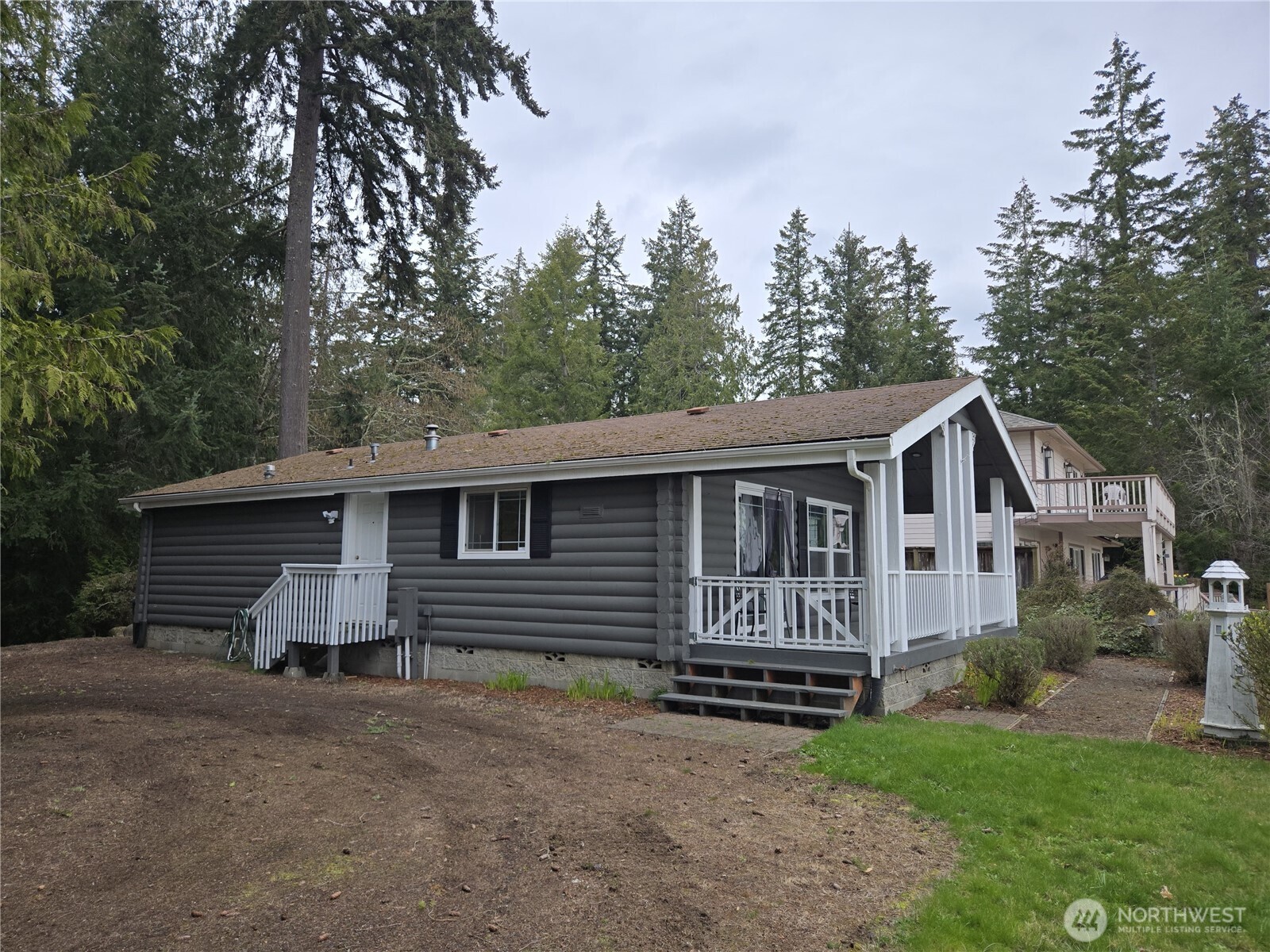 7021 Cliff Avenue Property Photo