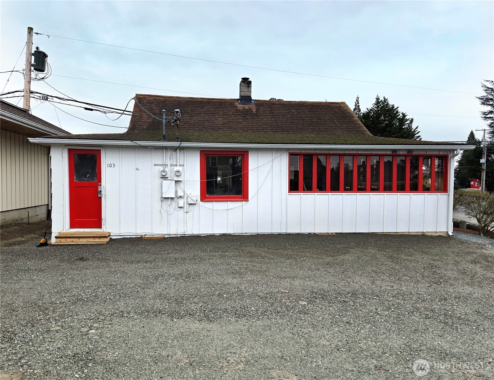 105 Maple Avenue Property Photo 3