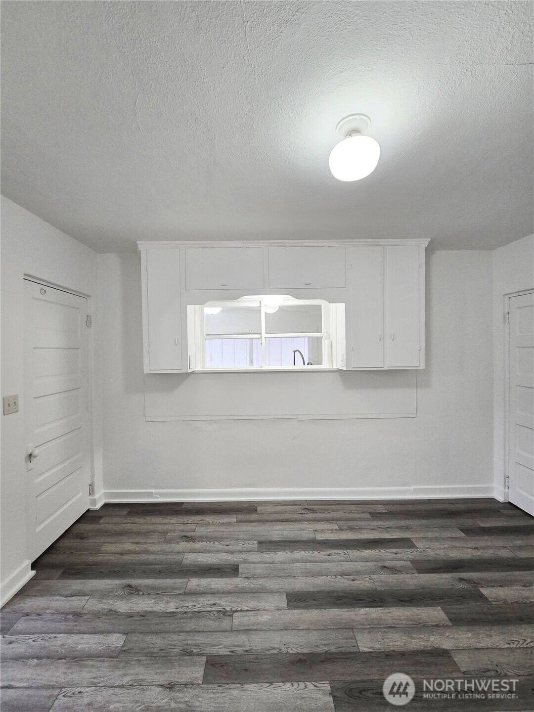 105 Maple Avenue Property Photo 4