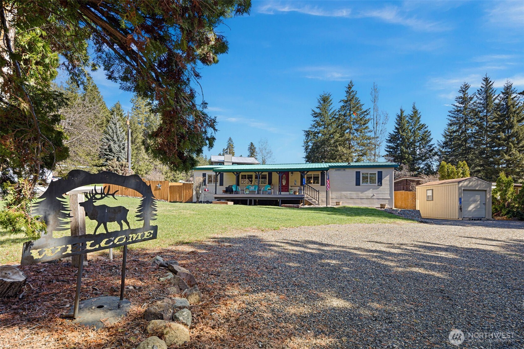 3576 Hansel Property Photo 1