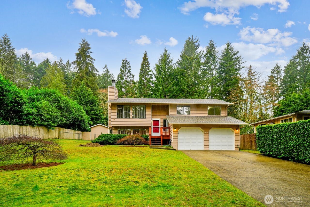 4315 Pine Avenue Property Photo