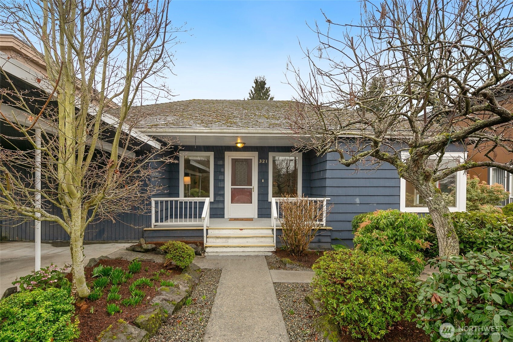 321 6th Avenue Property Photo 1
