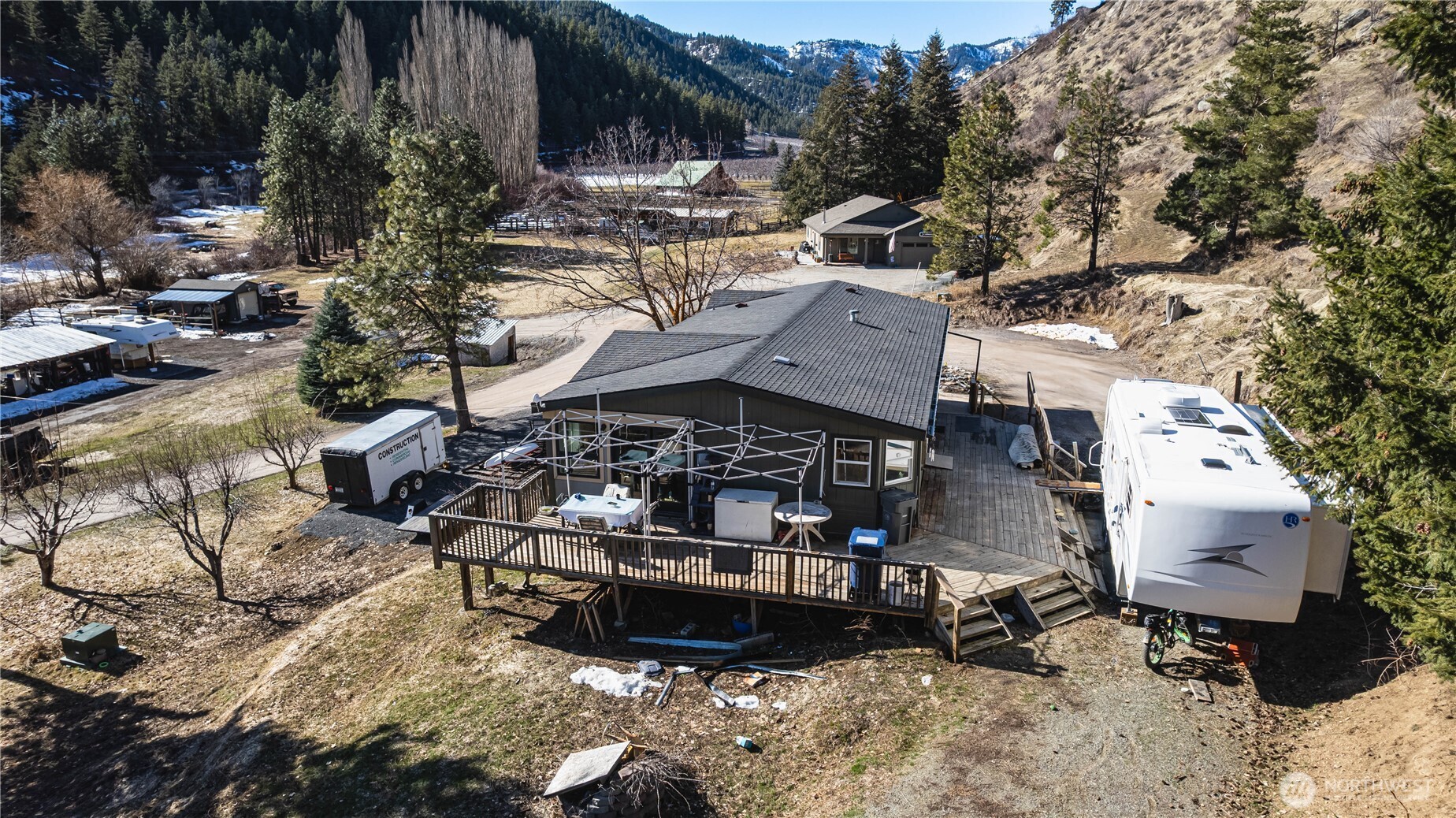 65 Sandstone Lane Property Photo