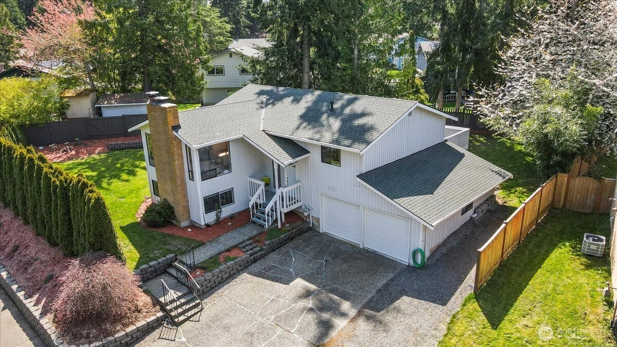 9908 48th Avenue Property Photo