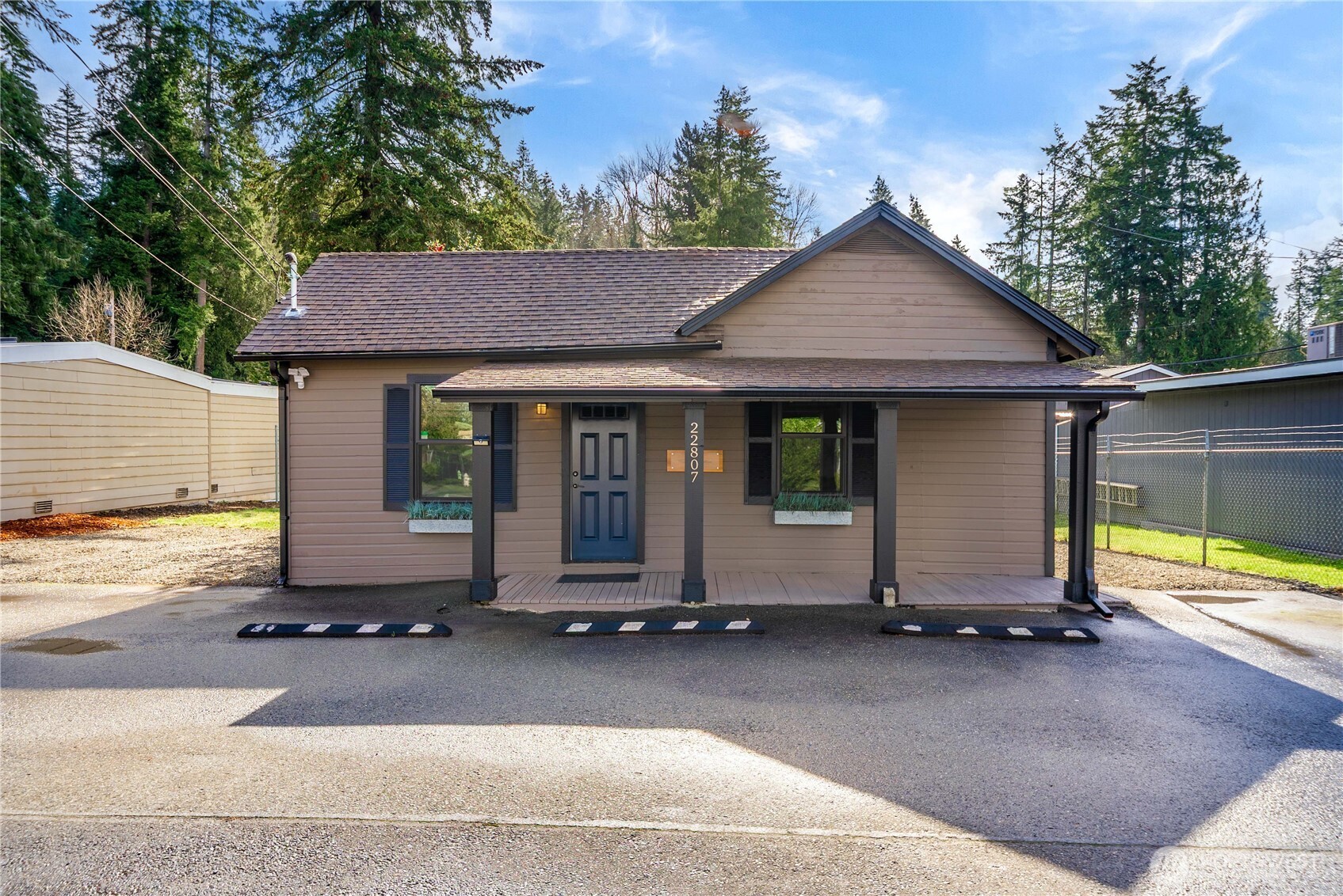 22807 Se 216th Way Property Photo 3