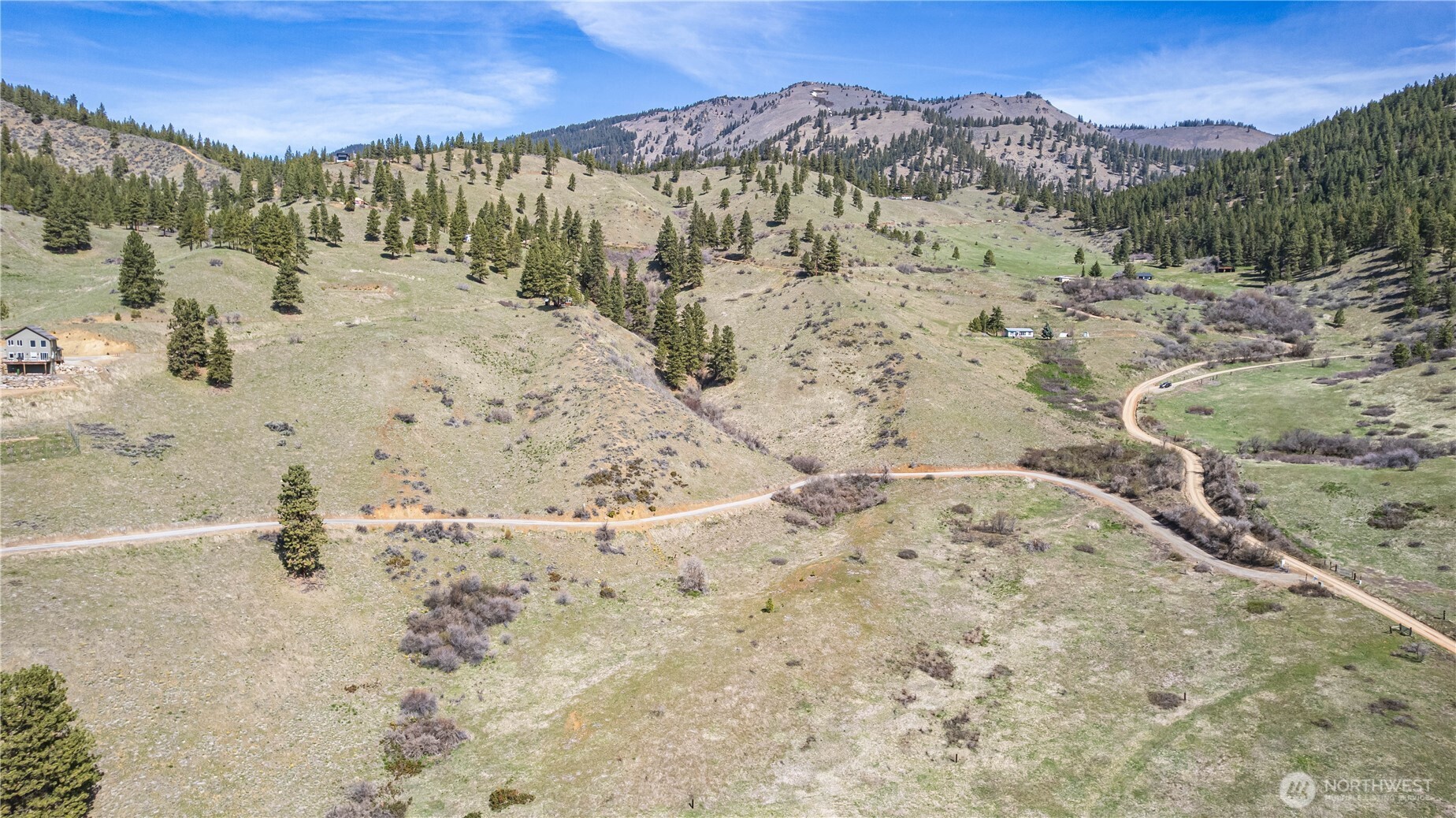 9640 Nahahum Canyon Road Property Photo 8