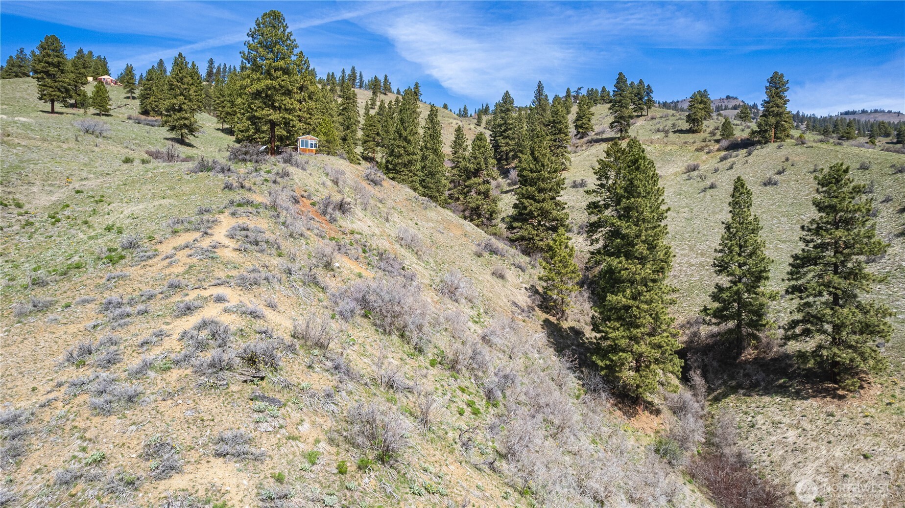 9640 Nahahum Canyon Road Property Photo 10
