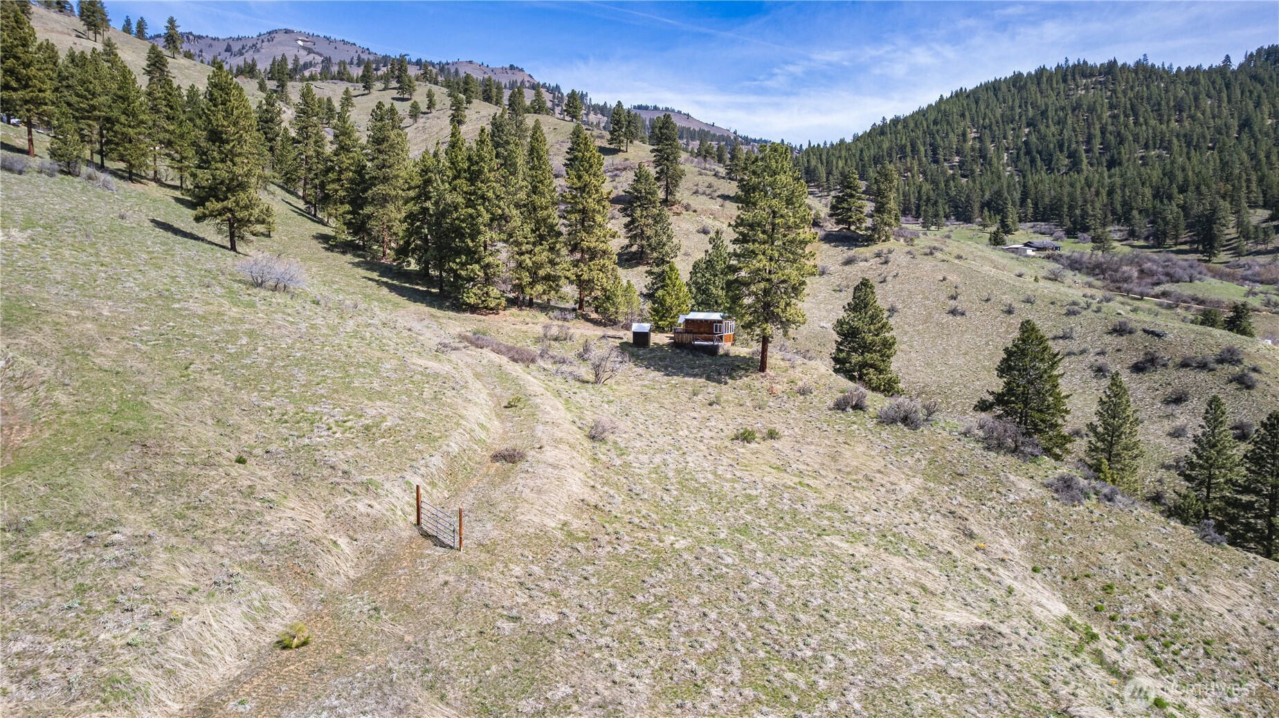 9640 Nahahum Canyon Road Property Photo 12