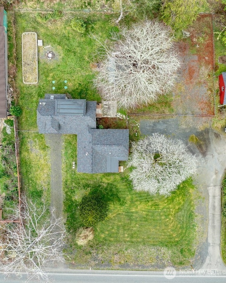 4215 Sandridge Road Property Photo 3