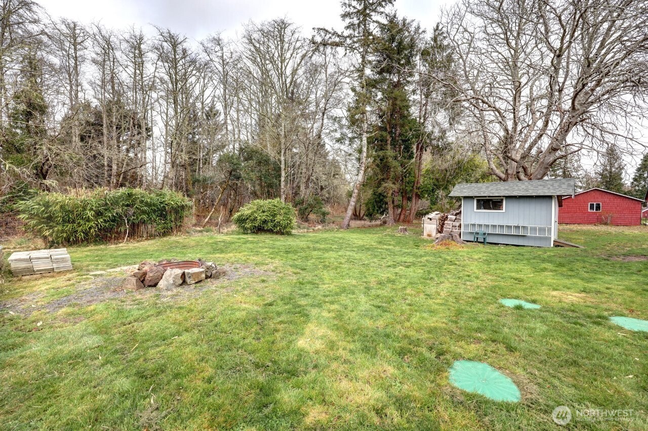 4215 Sandridge Road Property Photo 7