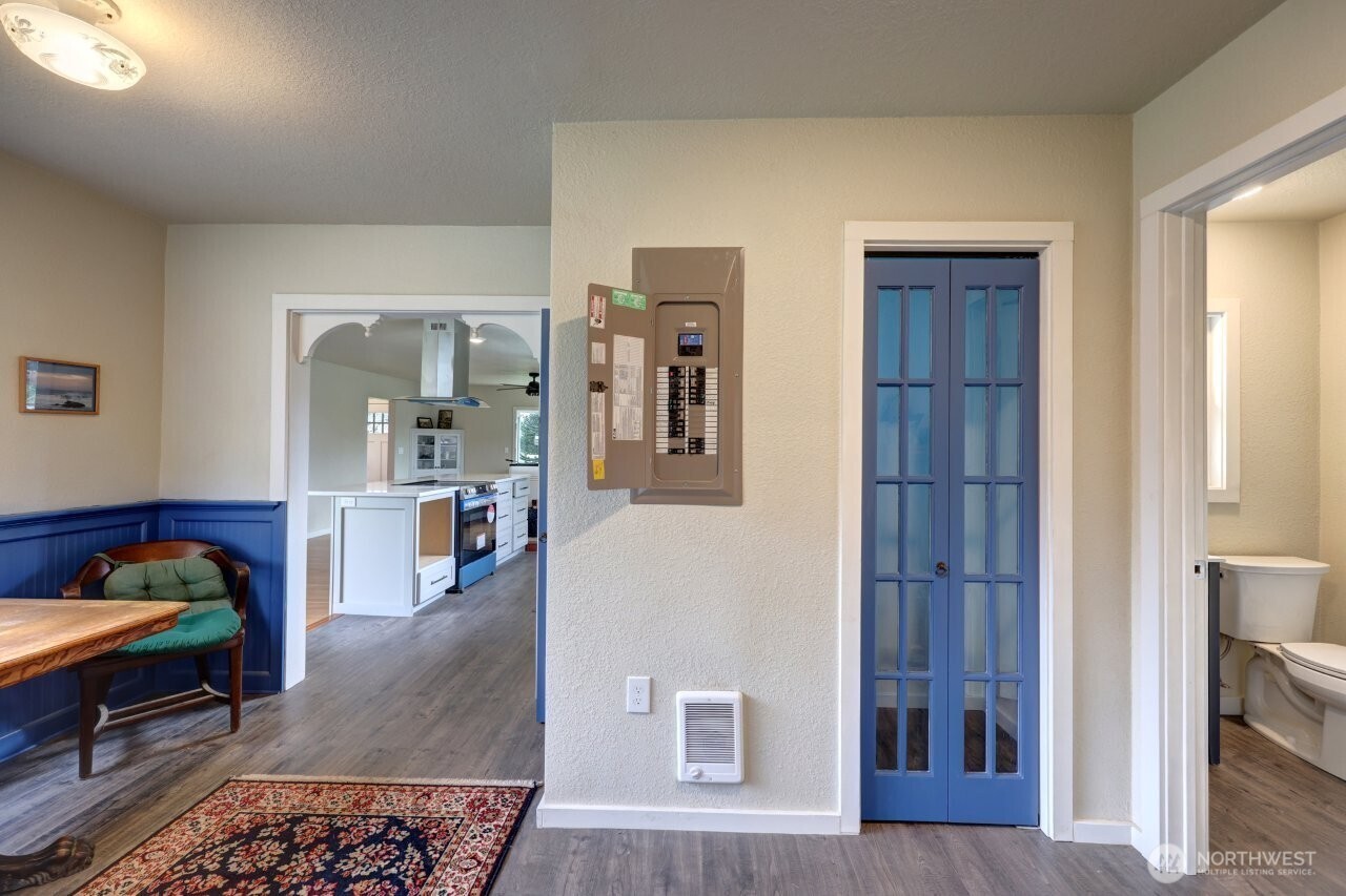 4215 Sandridge Road Property Photo 22