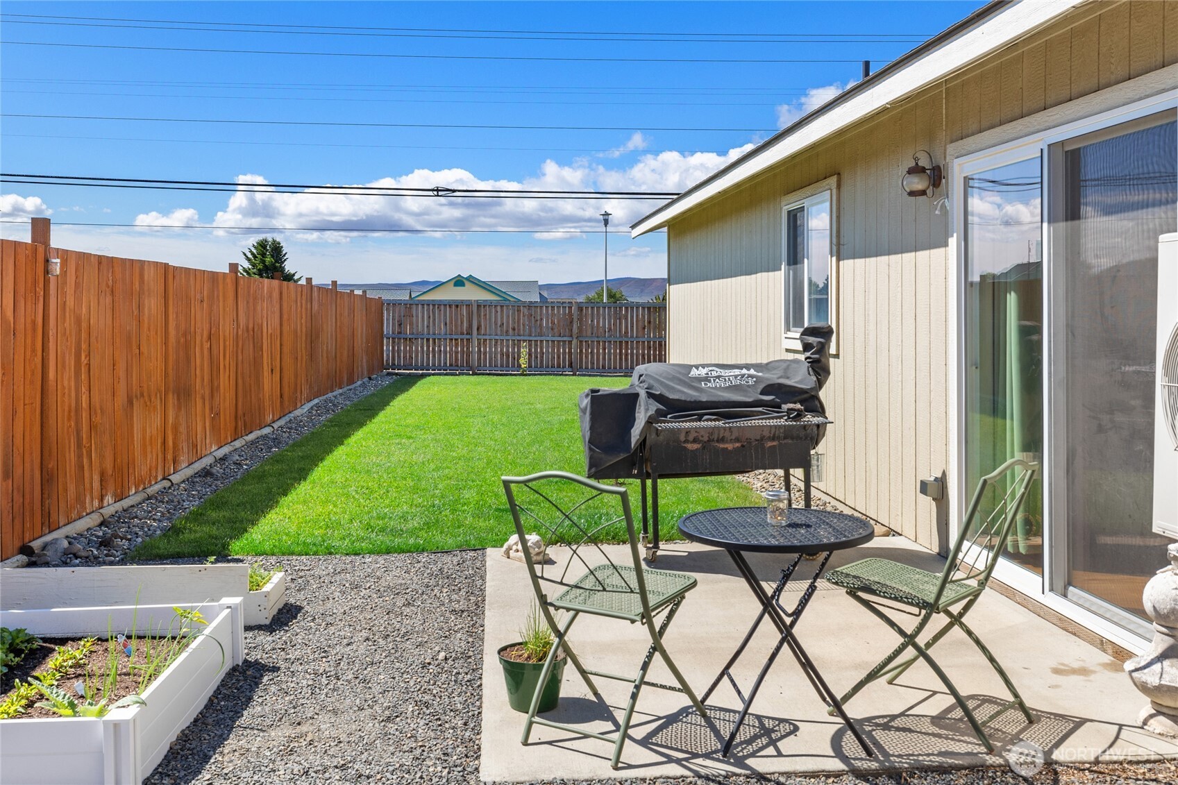106 E Kristen Avenue Property Photo 3