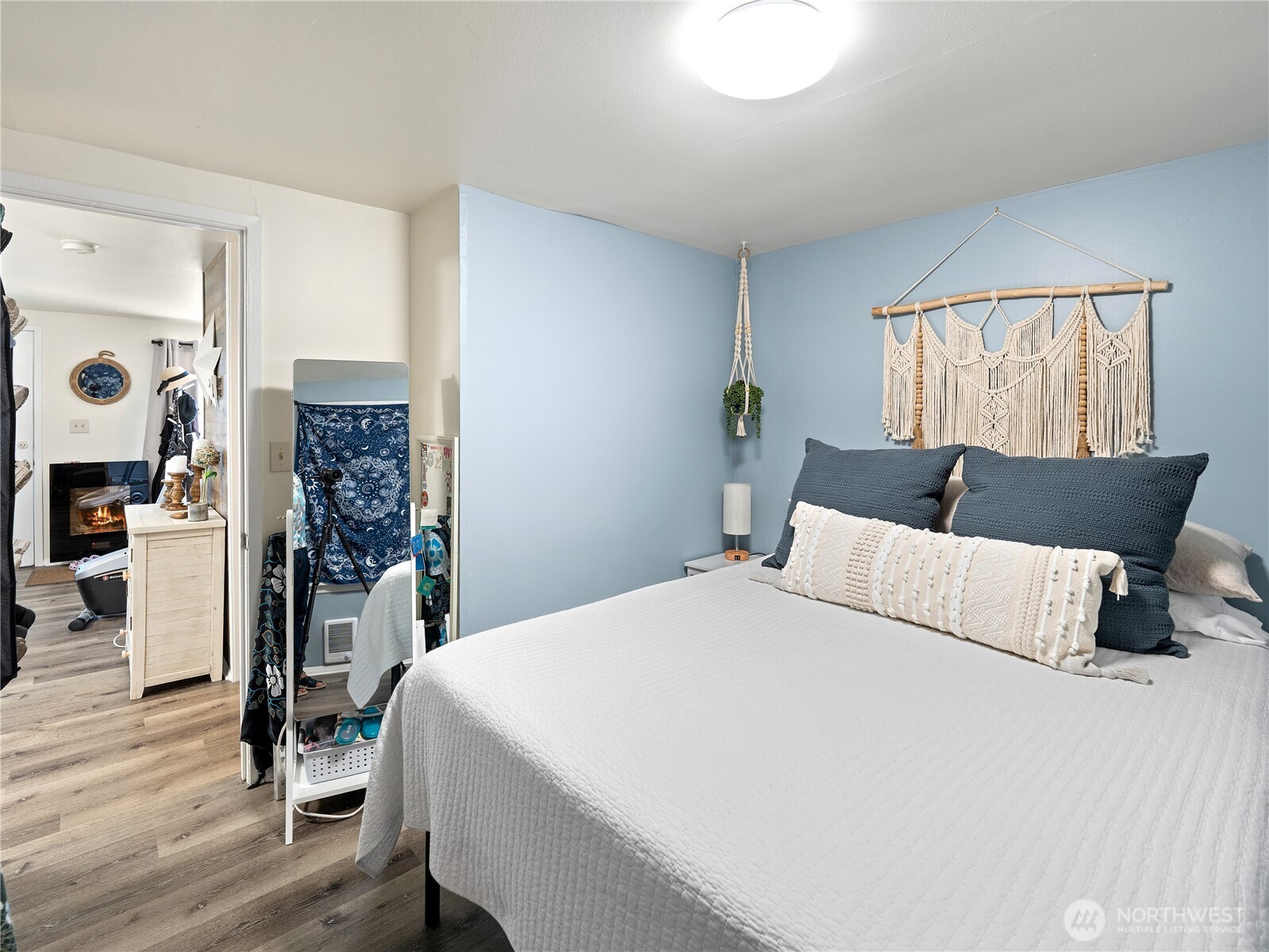 707 Madrona Way Property Photo 10
