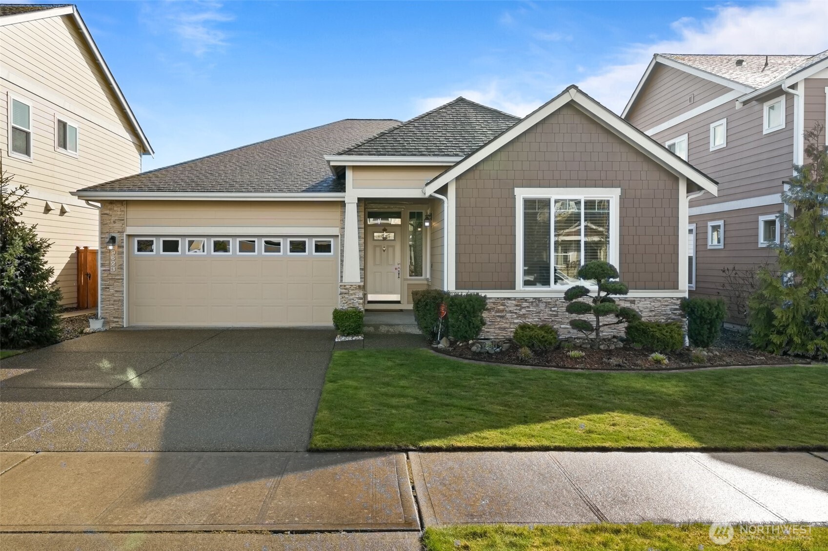 9623 6th Way Property Photo