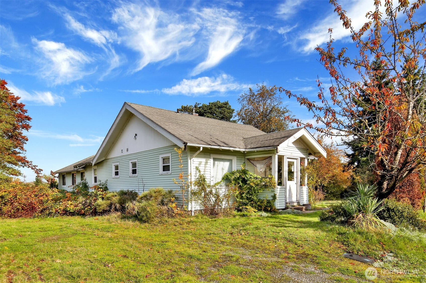 1301 1315 Lakeway Drive Property Photo 20