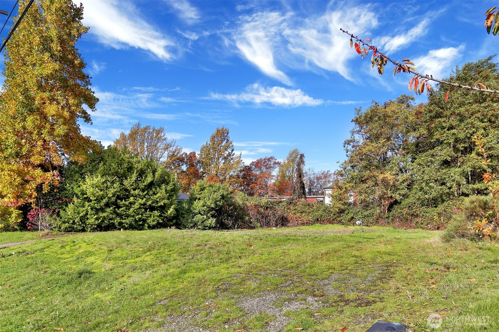1301 1315 Lakeway Drive Property Photo 26
