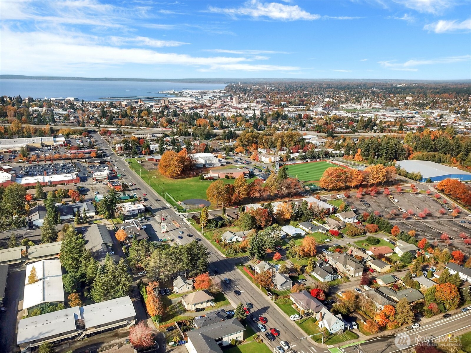 1301 1315 Lakeway Drive Property Photo 33