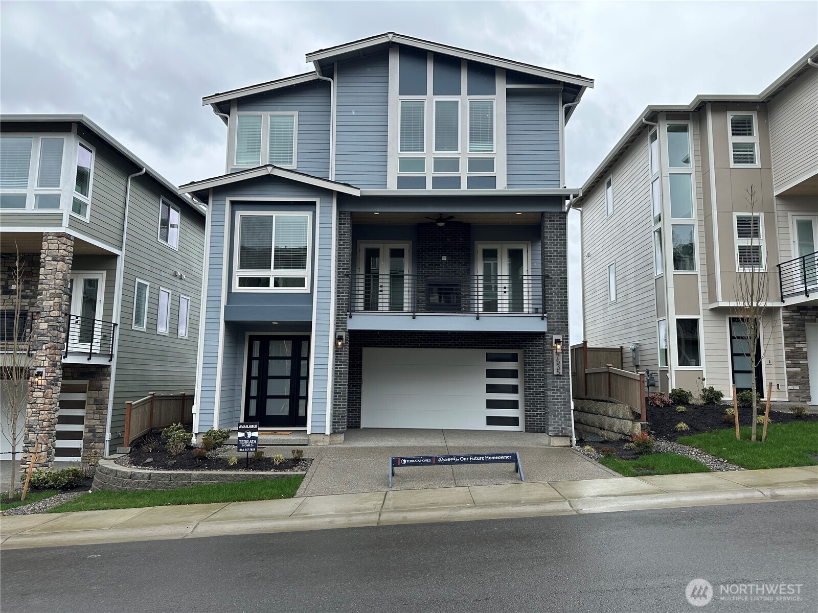 7535 S 130th Place Property Photo 1
