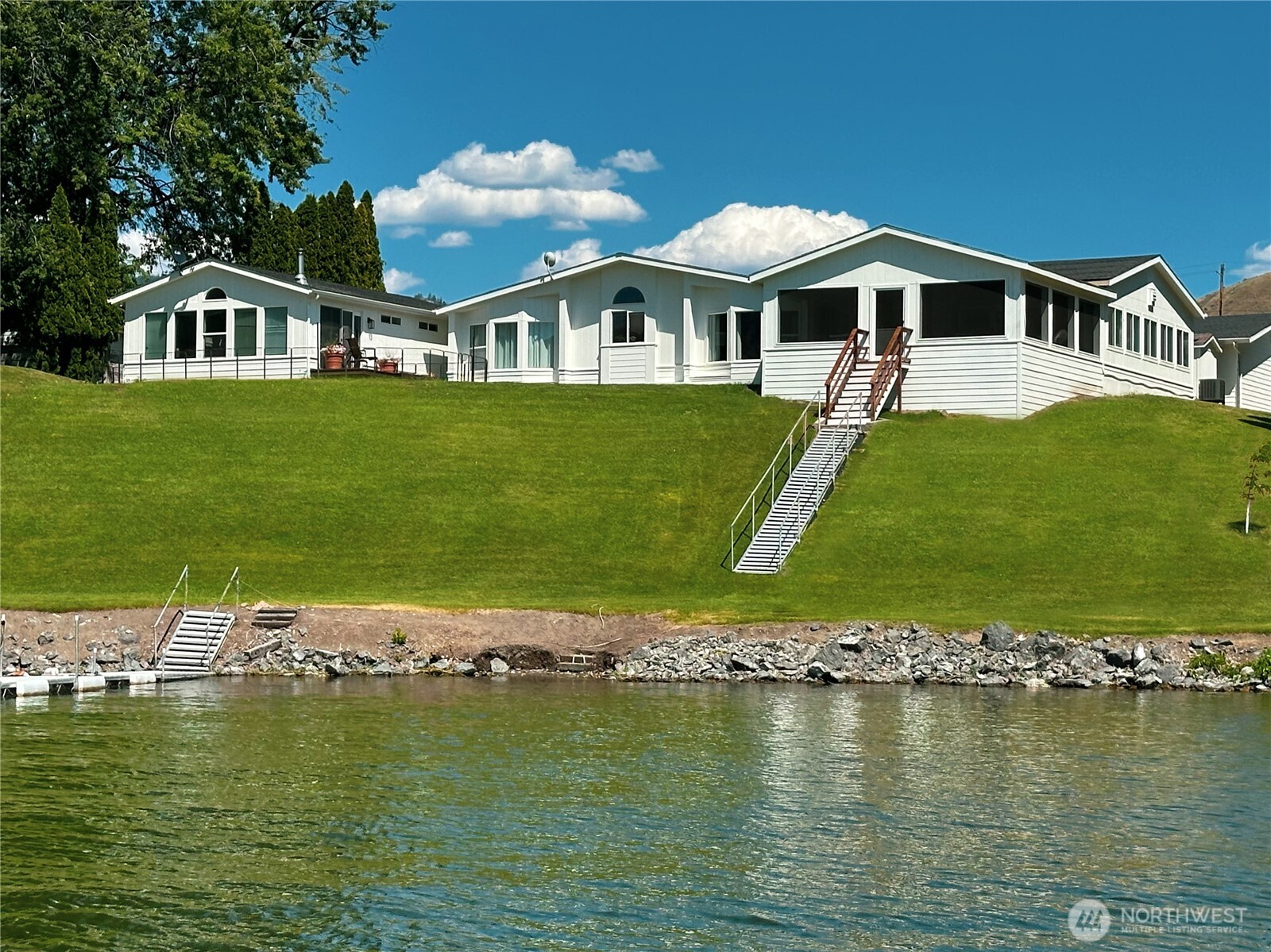 131 Eastlake Road Property Photo