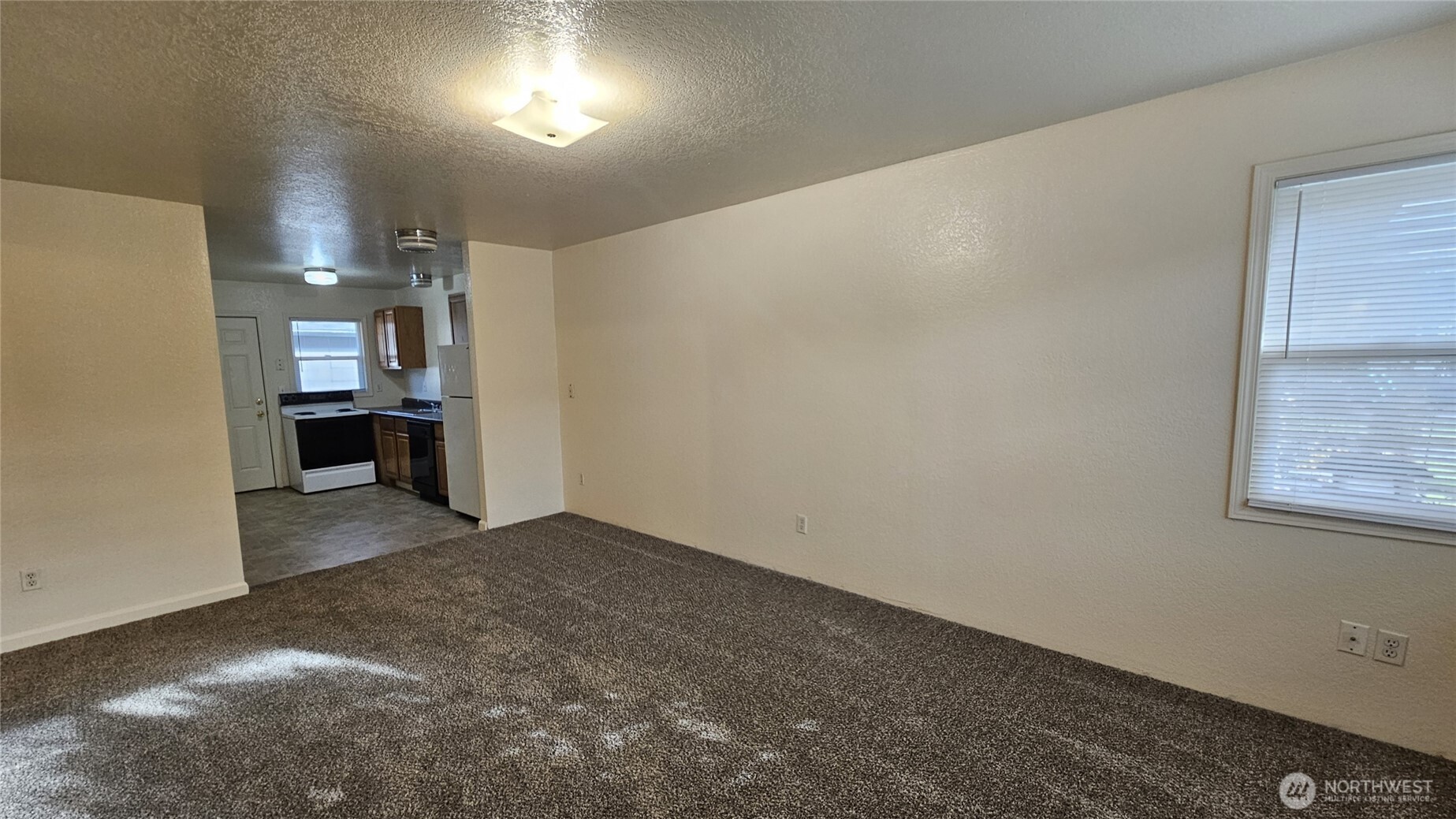 1615 9th Avenue Property Photo 3