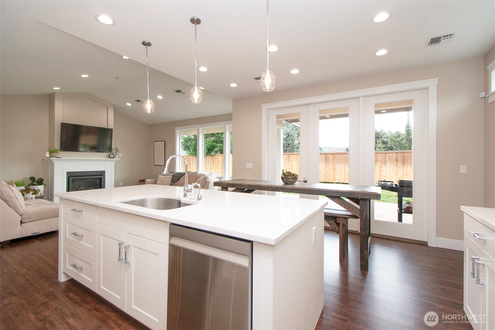 40 Royal Loop Property Photo 9