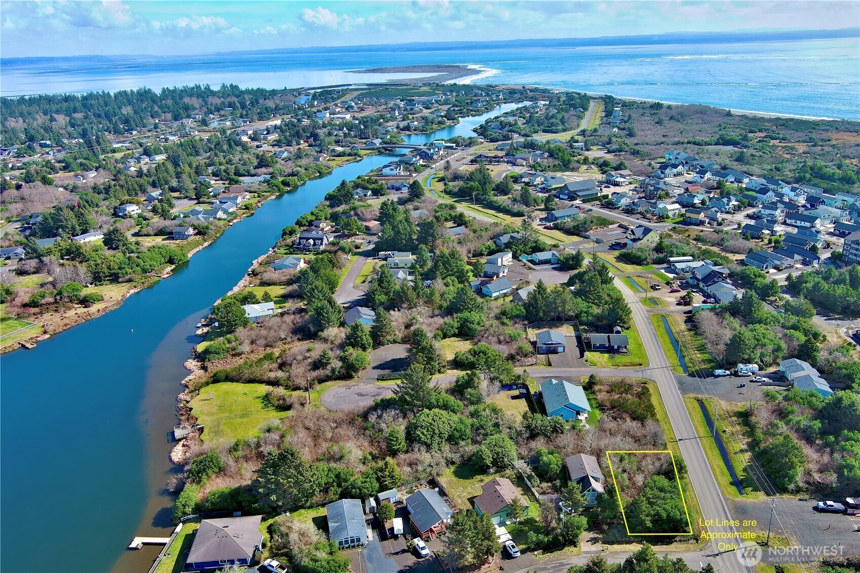998 Texmar Avenue Property Photo