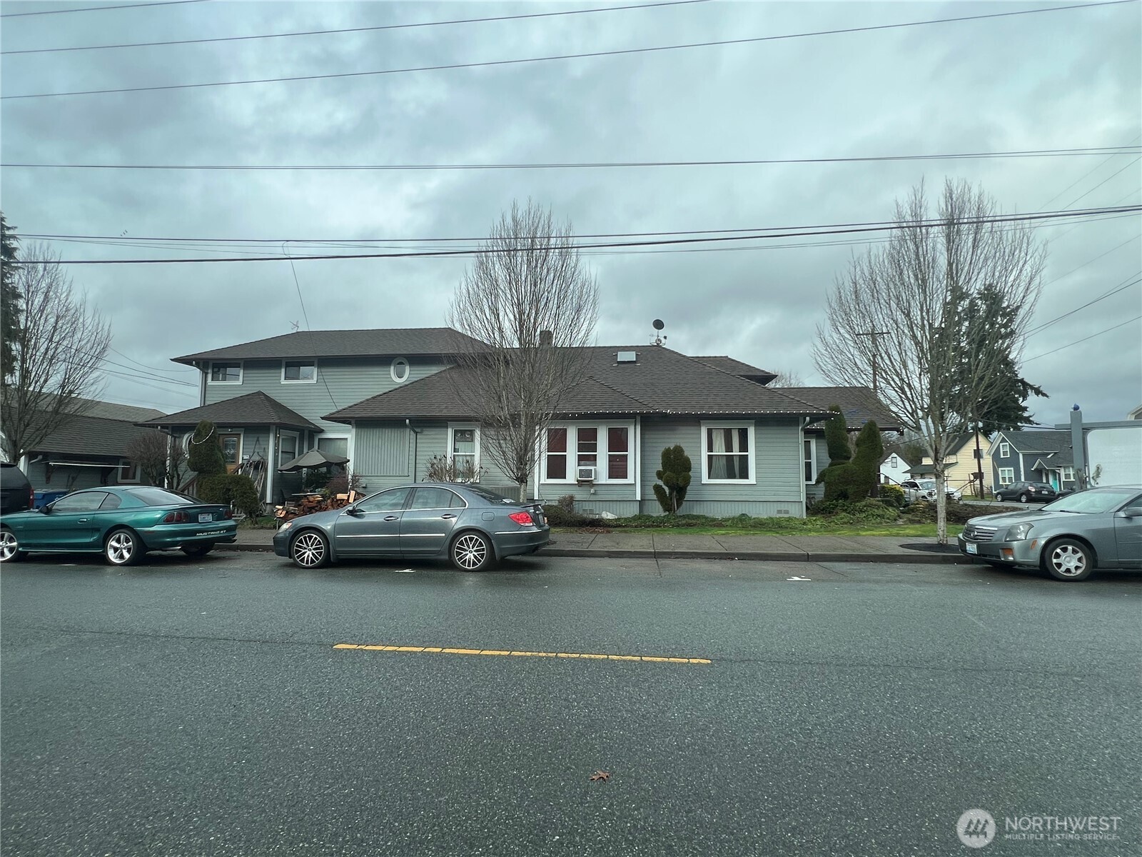 148 N Woods Street Property Photo 2