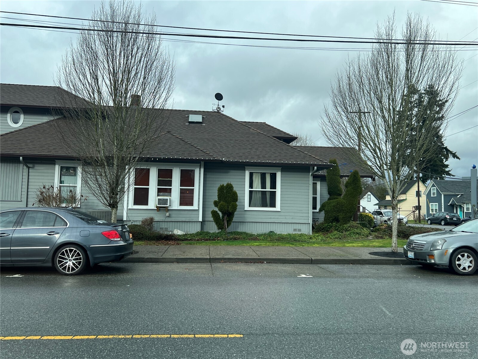 148 N Woods Street Property Photo 3