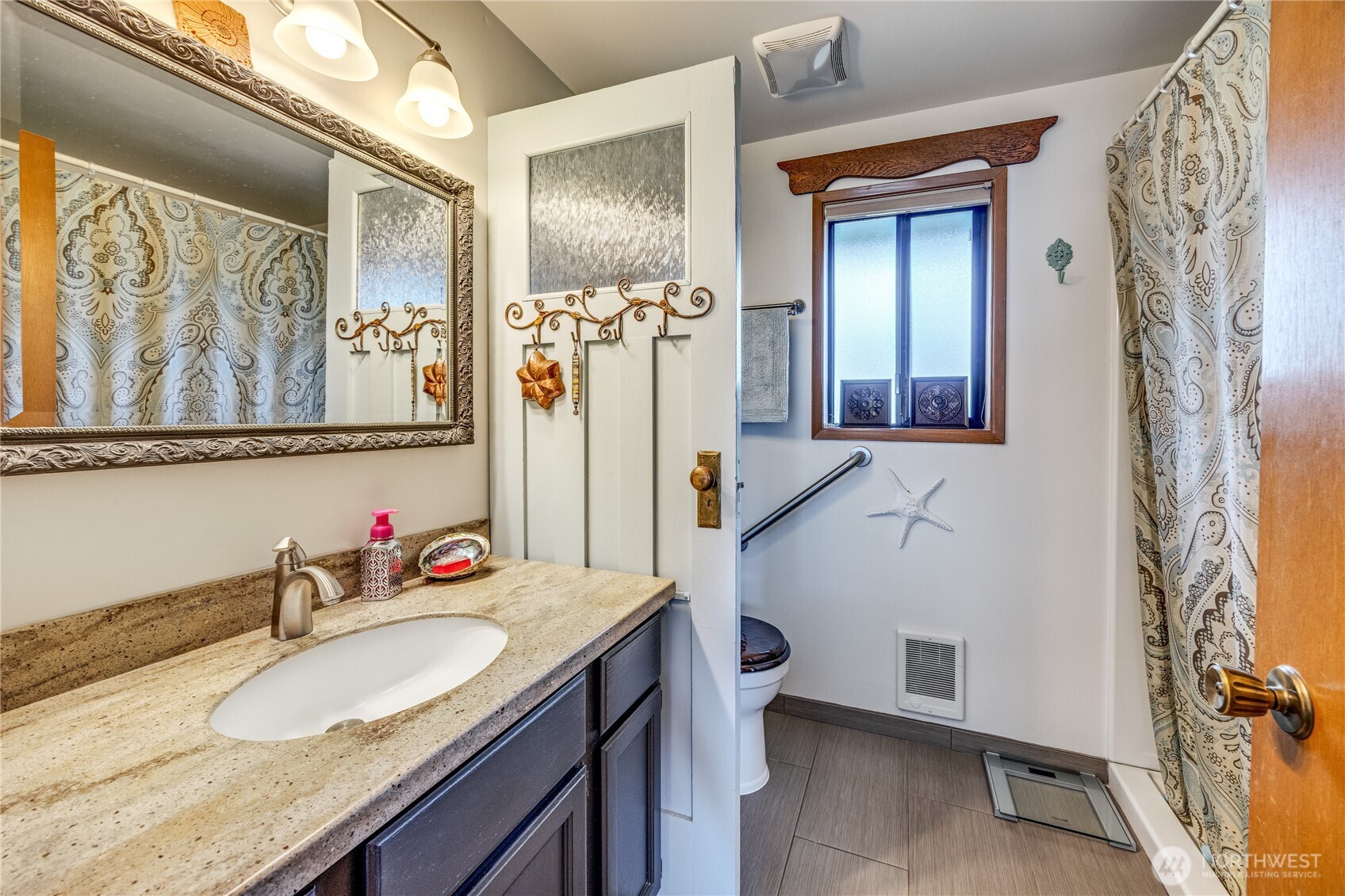 210 N Palmer Drive Property Photo 19
