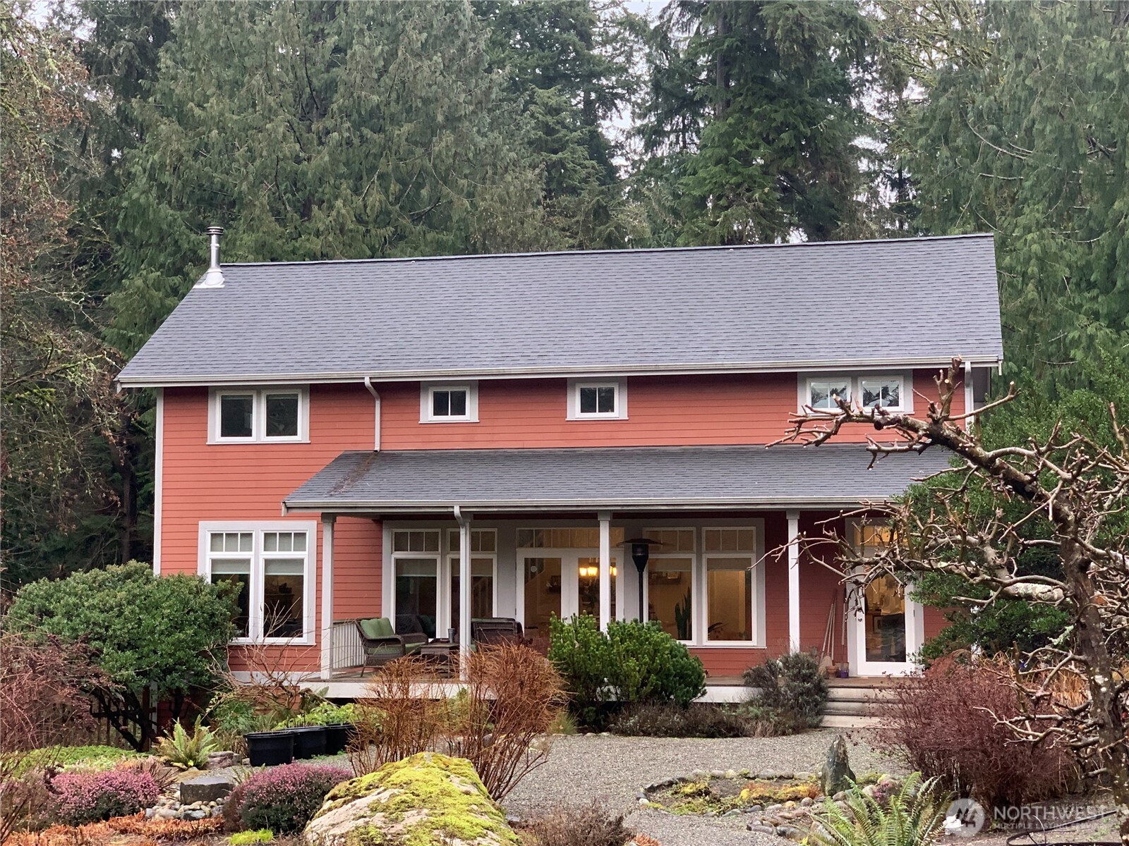 9356 Hemlock Avenue Property Photo