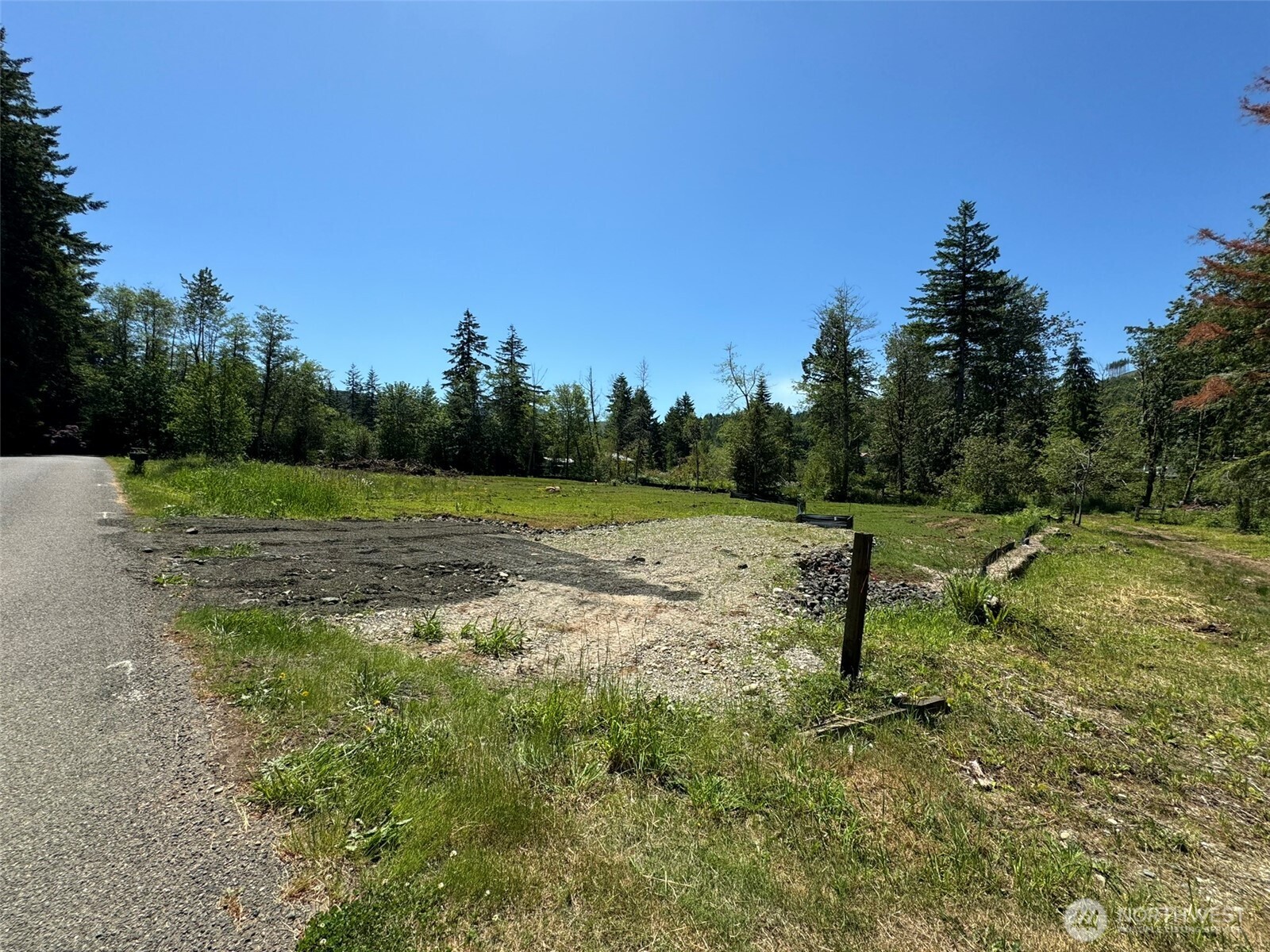 849 Wilson Road Property Photo 5