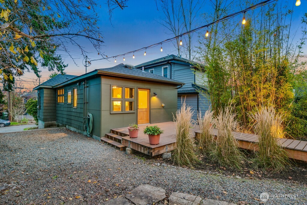 1425 26th Avenue Property Photo