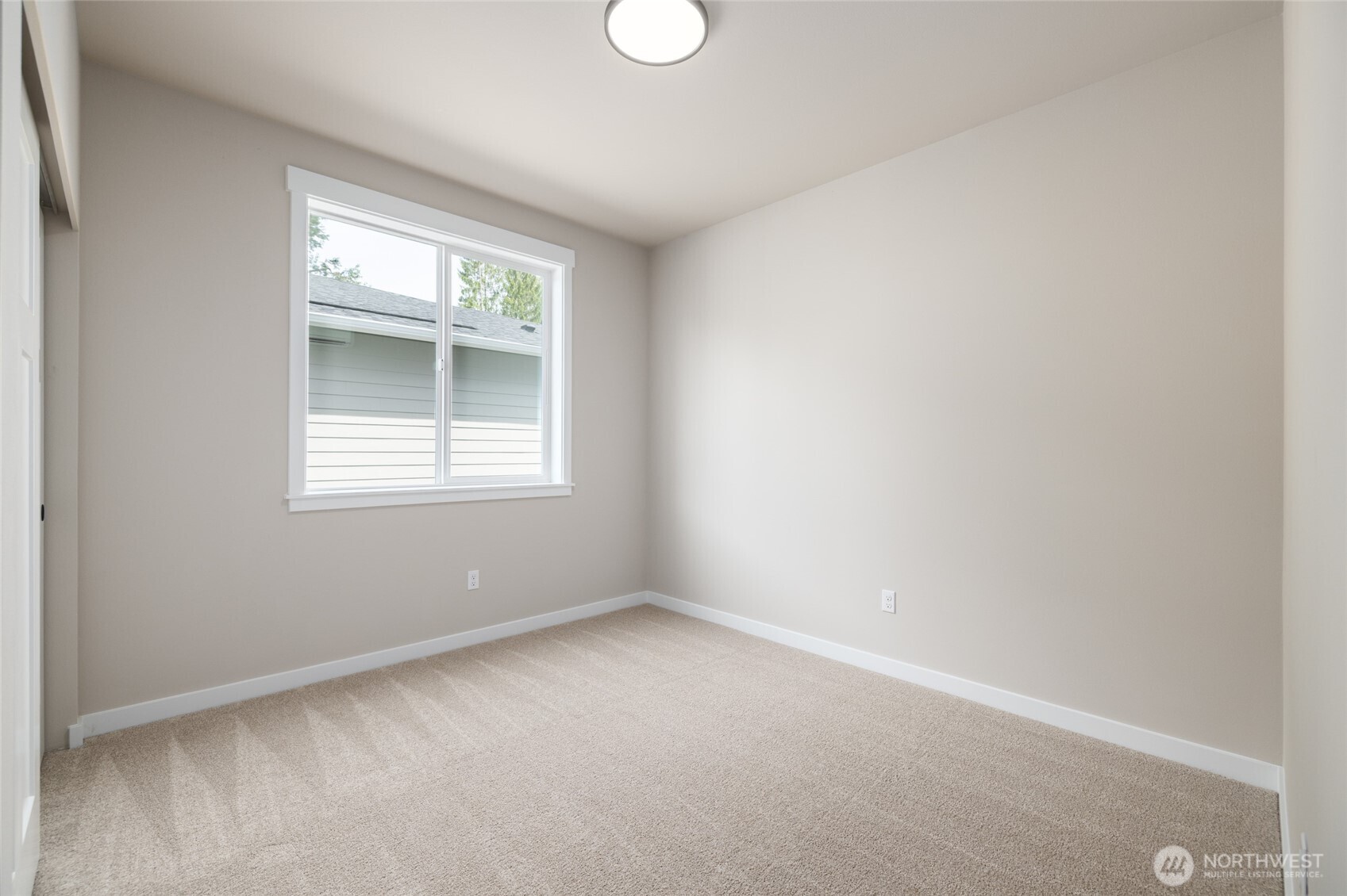 804 Parkland Loop Property Photo 5