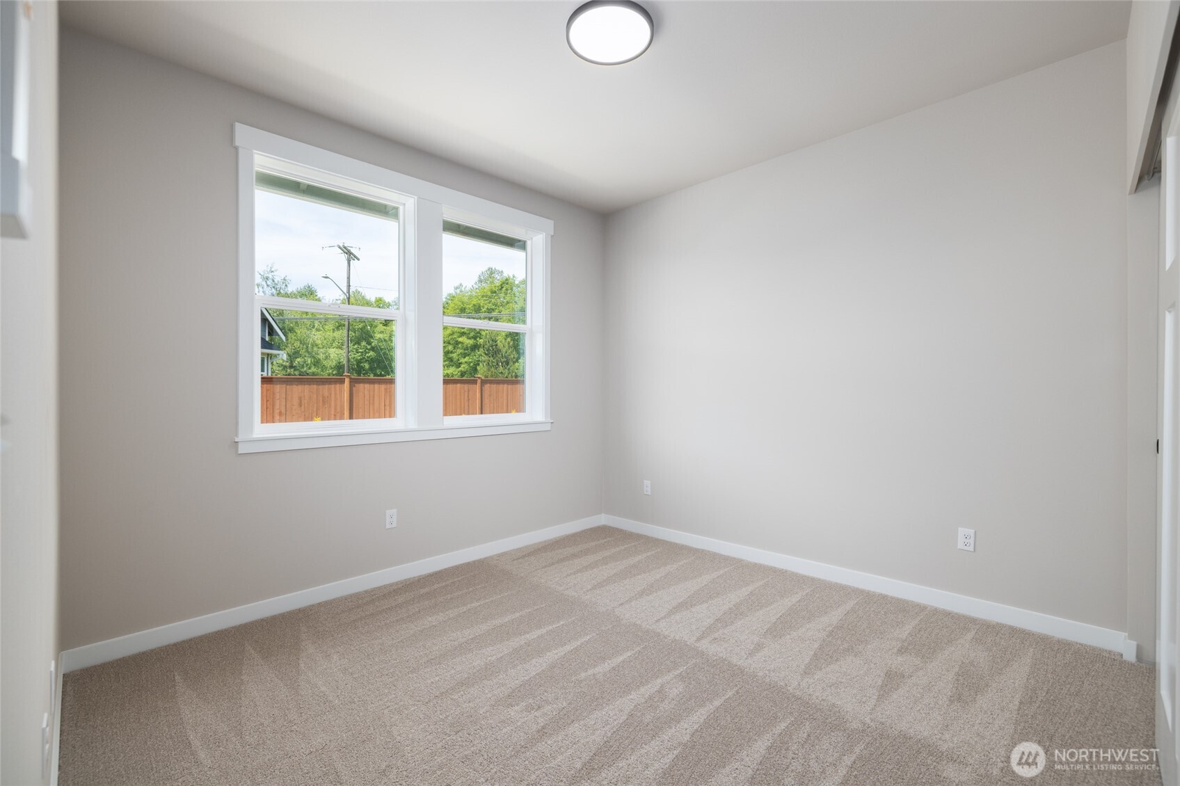 804 Parkland Loop Property Photo 6