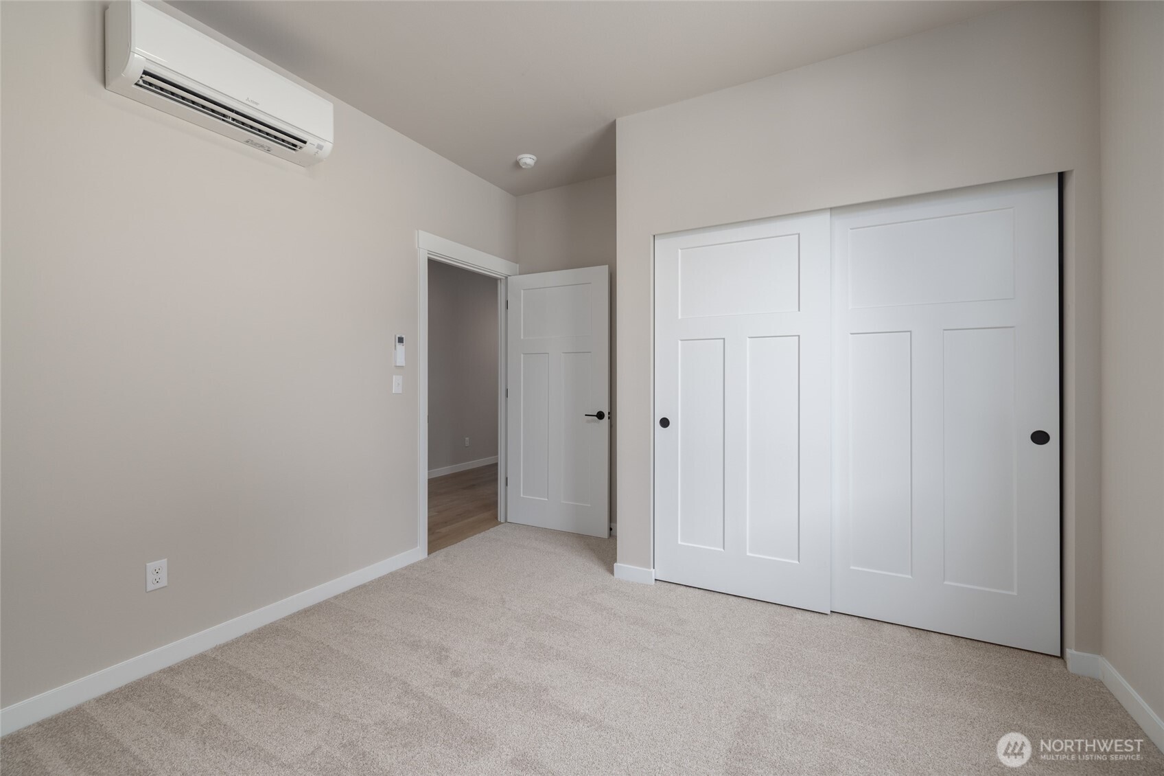 804 Parkland Loop Property Photo 8
