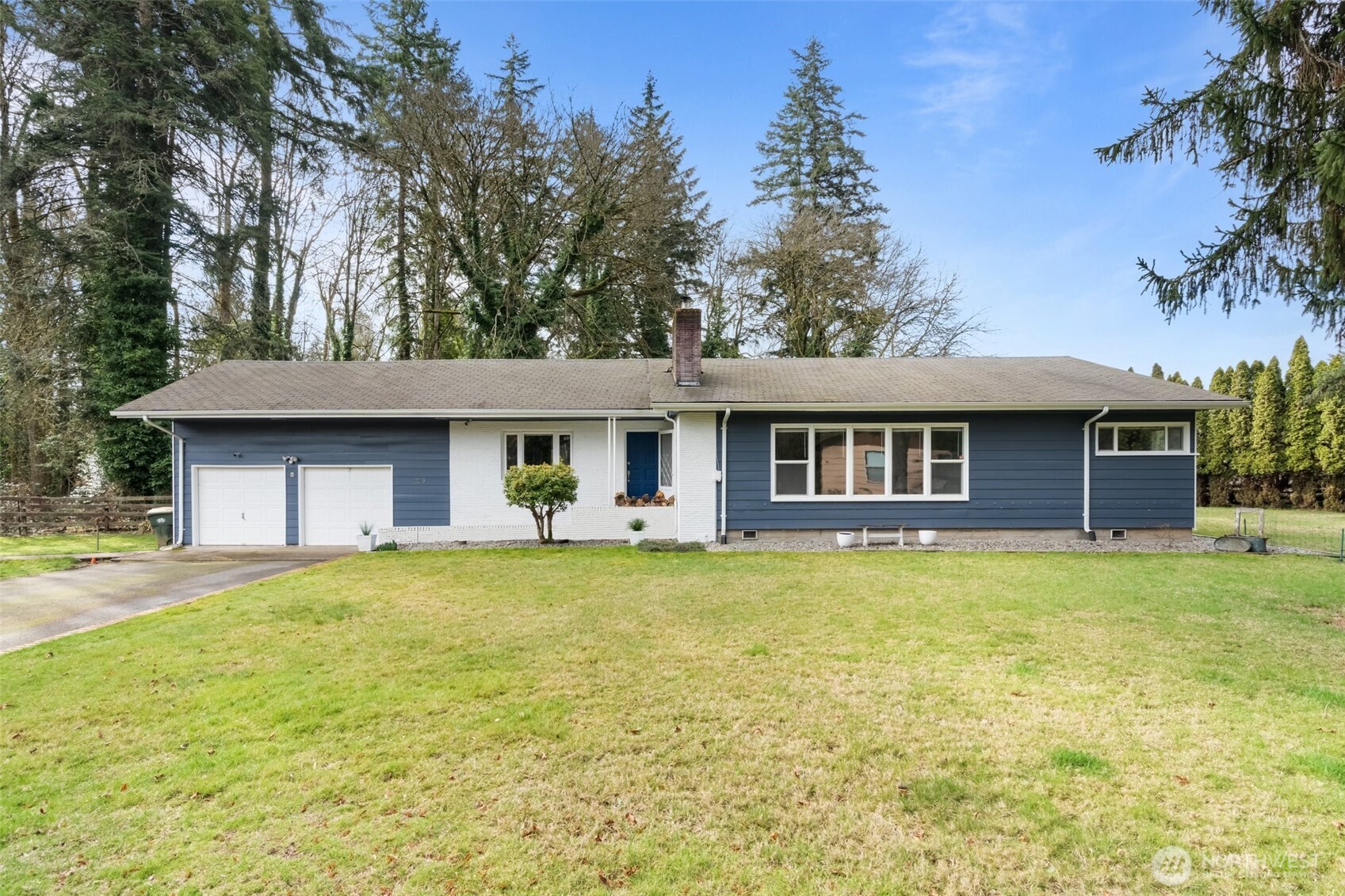 1209 Sunset Way Property Photo
